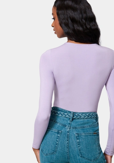Bebe Cross Front Knit Top In Lavender