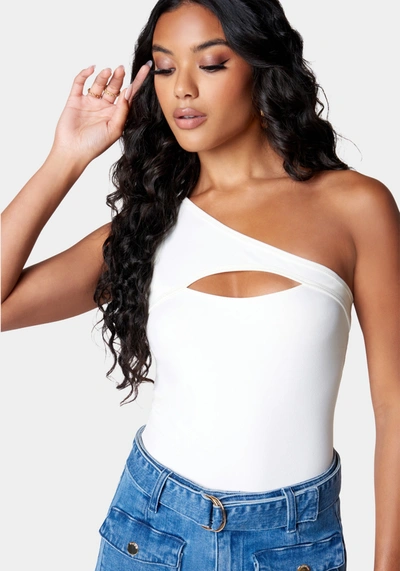 Shop Bebe Cutout Asymmetric One Shoulder Bodysuit In White Alyssum