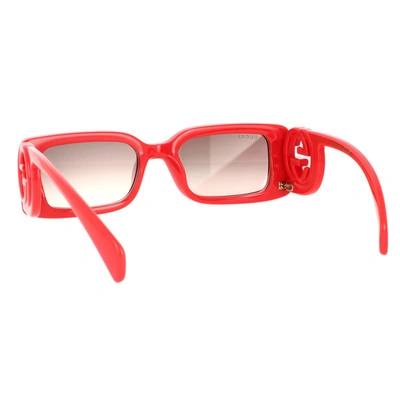 Shop Gucci Eyewear Sunglasses In Red