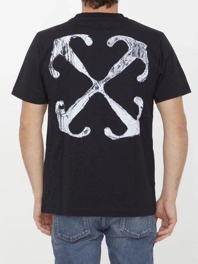 Shop Off-white Scratch Arrow T-shirt In Black
