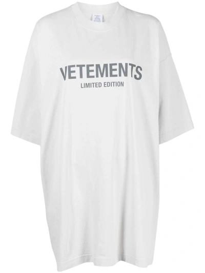 Shop Vetements Limited Edition Logo T-shirt Clothing In Brown
