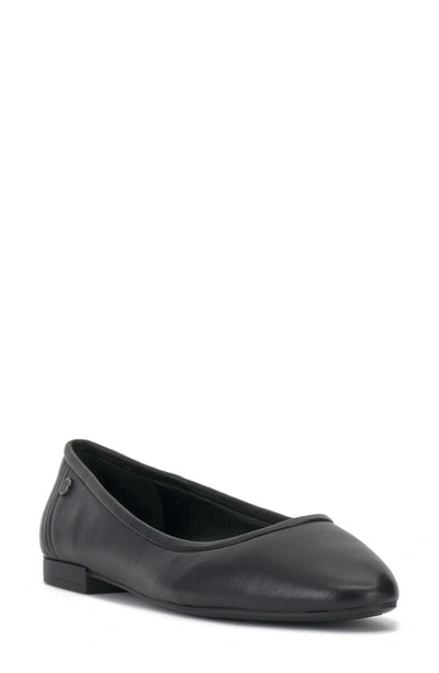 Shop Vince Camuto Minndy Flat In Black