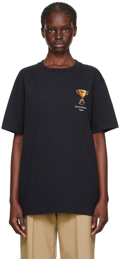 Shop Maison Kitsuné Black Trophy T-shirt In Black P199