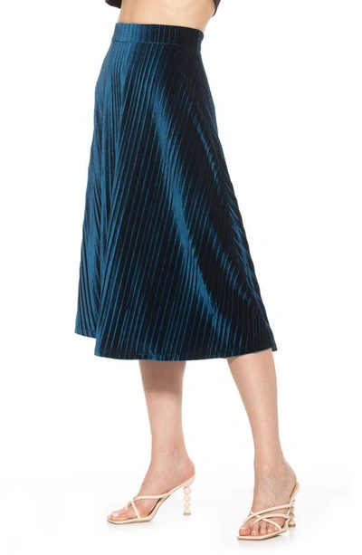 Shop Alexia Admor Alania Pleated Velvet Midi Skirt In Teal