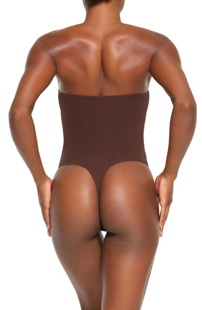 Skims Fits Everybody Strapless Bodysuit In Cocoa