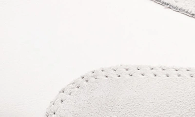 Clae Deane Sneaker In White Leather Navy