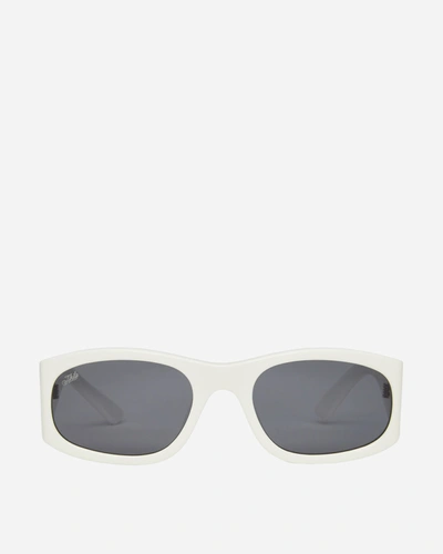 Akila White Eazy Sunglasses In White