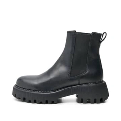 Shop Shoe The Bear Posey Chelsea Leather Boots In Black