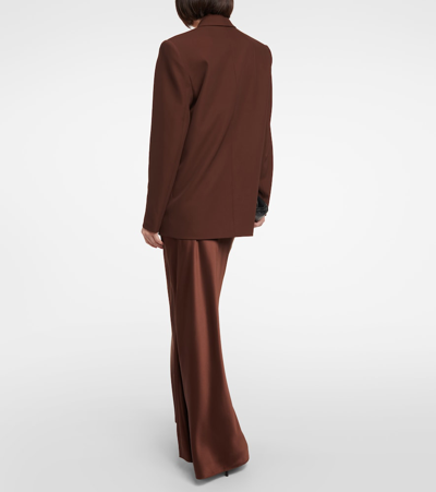 大廓形西装式外套