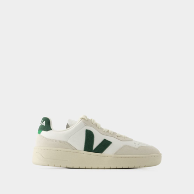 Shop Veja V-90 Sneakers -  - Leather - White Cyprus