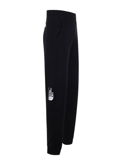 Shop The North Face Jogging Trousers In Nero