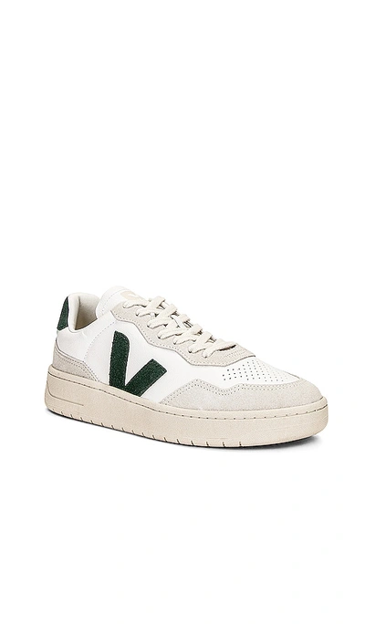 Veja V-90 Sneakers In White
