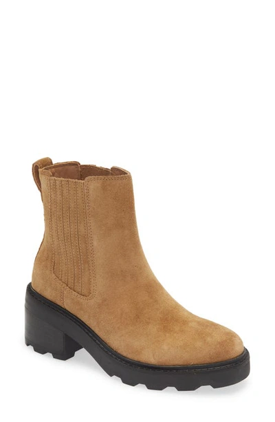Shop Madewell The Gwenda Platform Ankle Boot In Toffee