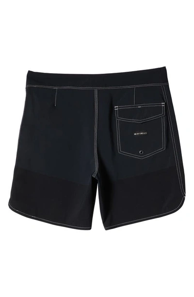 Shop Quiksilver Snyc Highlite® Scallop 18 Board Shorts In Black
