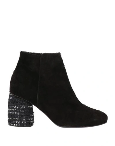 Shop Alberto Fermani Woman Ankle Boots Black Size 6 Soft Leather