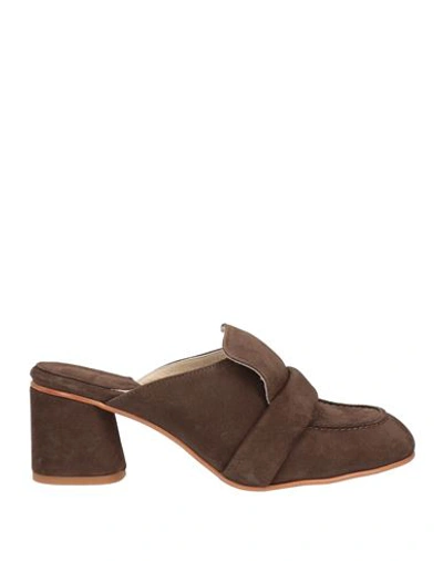 Shop Manufacture D'essai Woman Mules & Clogs Khaki Size 6 Soft Leather In Beige