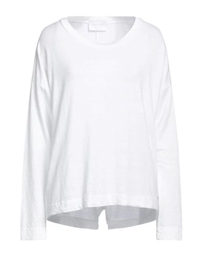 Shop Daniele Fiesoli Woman T-shirt White Size 4 Linen, Elastane