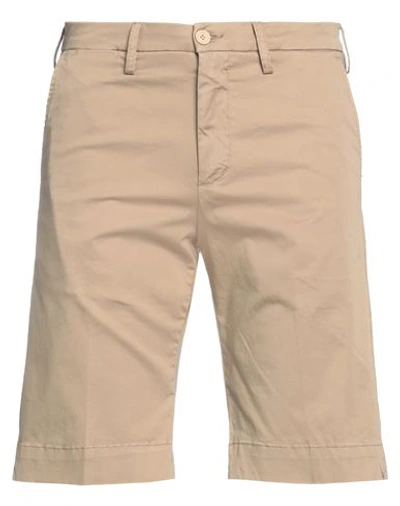 Shop Labelroute Man Shorts & Bermuda Shorts Beige Size 31 Cotton, Elastane