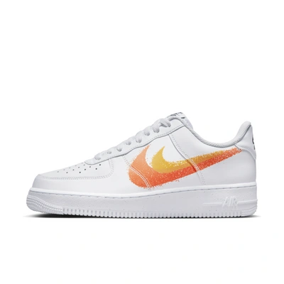 Shop Nike Air Force 1 07 Low Weiss