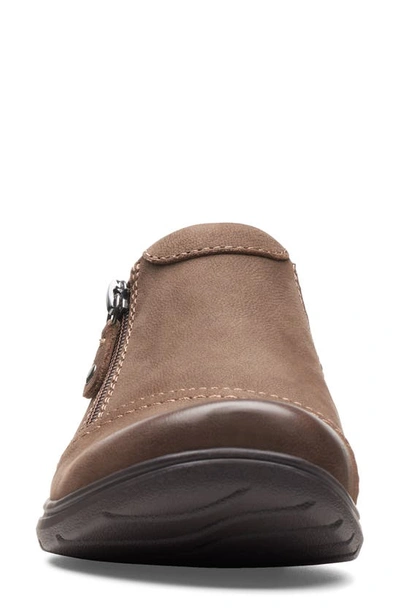 Clarks Carleigh Ray In Taupe Nubuck