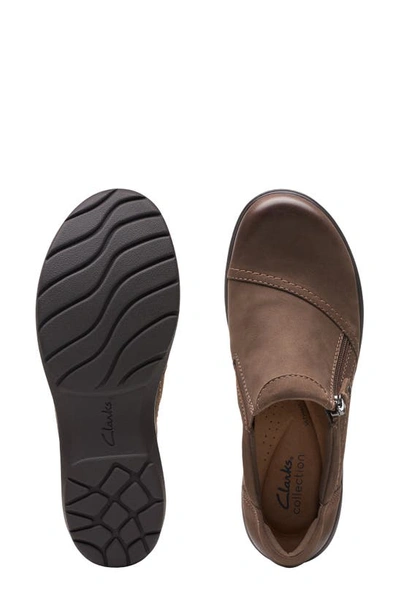 Clarks Carleigh Ray In Taupe Nubuck