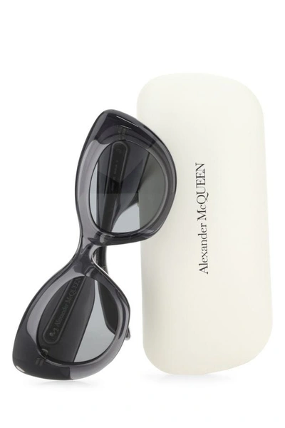 Alexander Mcqueen Dark Grey Cat Eye Sunglasses In Gray
