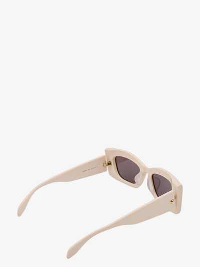 Shop Alexander Mcqueen Woman Sunglasses Woman White Sunglasses