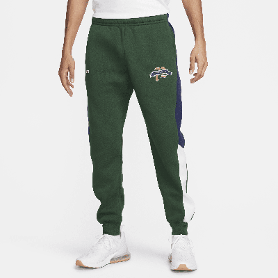 Shop Nike Men's  Sportswear Club Fleece Graphic Jogger Pants In Green