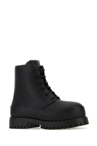 Ferragamo Men's Lug-sole Leather Combat Boots In Black