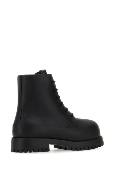 Ferragamo Men's Lug-sole Leather Combat Boots In Black