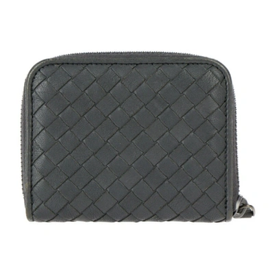 Shop Bottega Veneta Intrecciato Grey Leather Wallet  ()
