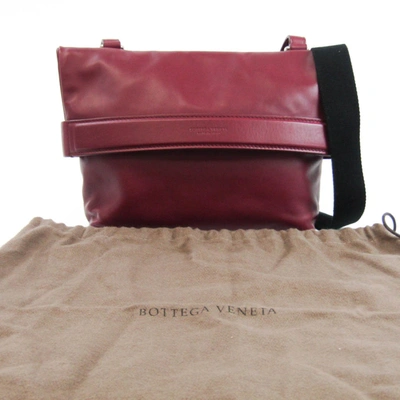 Shop Bottega Veneta Red Leather Shoulder Bag ()