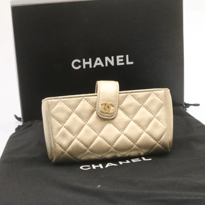 Pre-owned Chanel Gold Pony-style Calfskin Clutch Bag ()