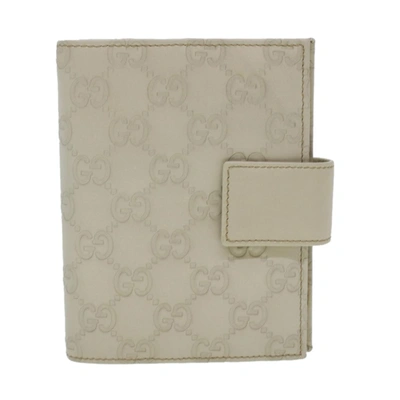 Shop Gucci Gg Canvas White Canvas Wallet  ()