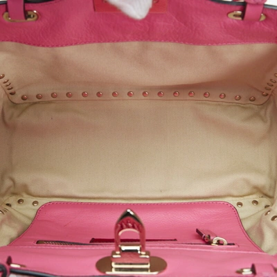 Shop Valentino Garavani Rockstud Pink Leather Shoulder Bag ()