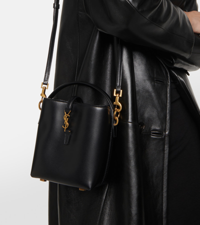 Saint Laurent Le 37 Small Leather Bucket Bag In Black