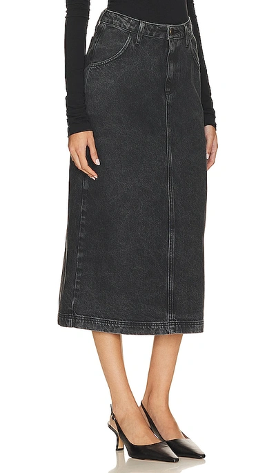 Shop American Vintage Yopday Denim Midi Skirt In Black Poivre Et Sel