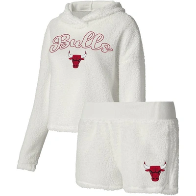 Shop College Concepts Cream Chicago Bulls Fluffy Long Sleeve Hoodie T-shirt & Shorts Sleep Set In White