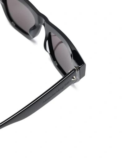 Shop Alexander Mcqueen Tinted Square-frame Sunglasses In Black