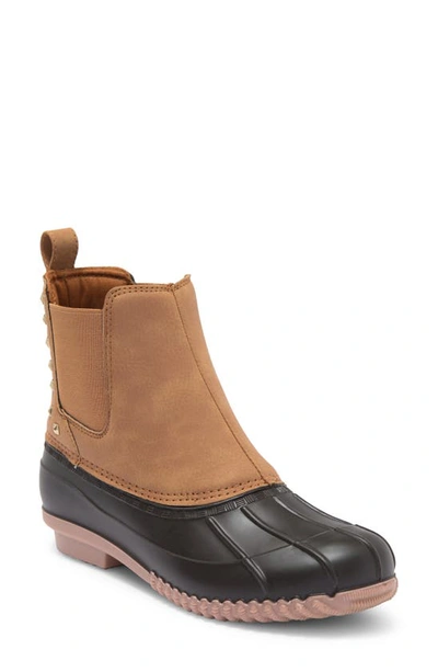 Steve Madden Newlin Duck Boot In Tan