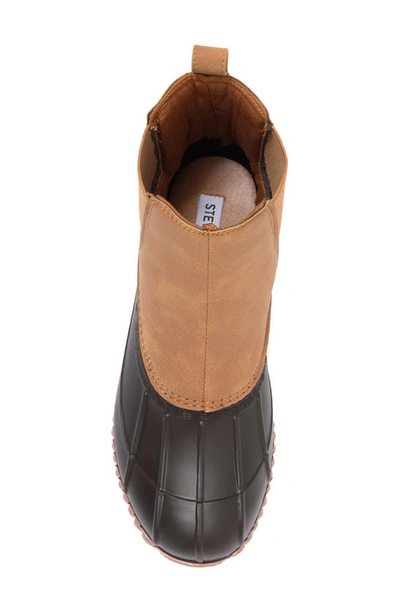 Steve Madden Newlin Duck Boot In Tan