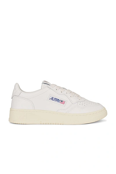 Shop Autry Medalist Low Sneaker In Leather White & White