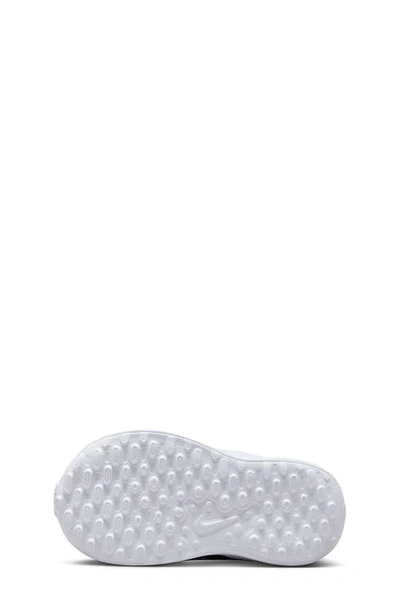 Nike Revolution 7 Sneaker In Black/ White/ White
