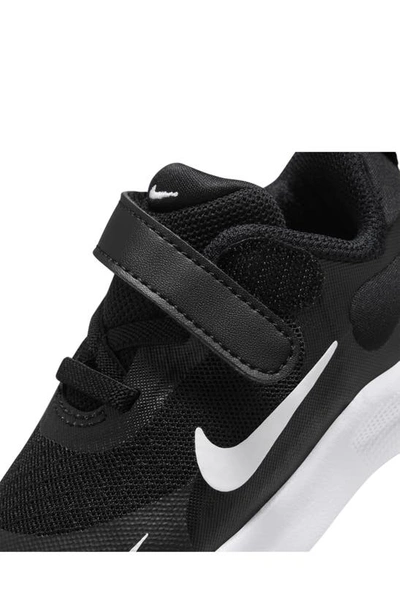 Nike Revolution 7 Sneaker In Black/ White/ White