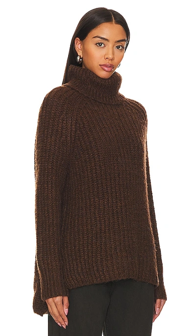 525 Stella Sweater In Chocolate