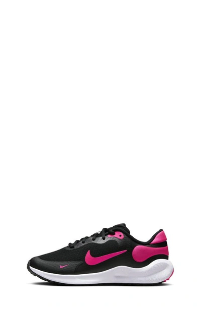 Nike Revolution 7 Sneaker In Black/ Hyper Pink/ White