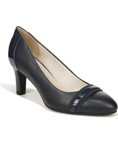 Shop Lifestride Gio-pump Pumps In Lux Navy Faux Leather