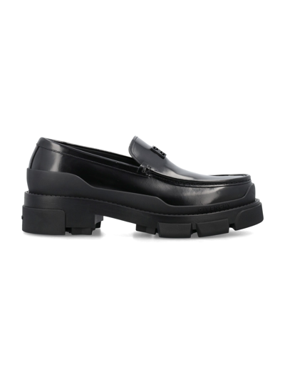 Shop Givenchy Terra Loafer In Black
