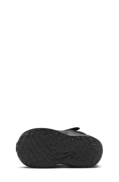 Nike Revolution 7 Sneaker In Black/ Anthracite