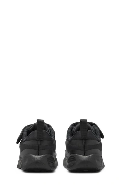 Nike Revolution 7 Sneaker In Black/ Anthracite